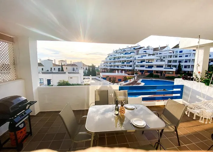 Beautiful New Apartment With Sea View