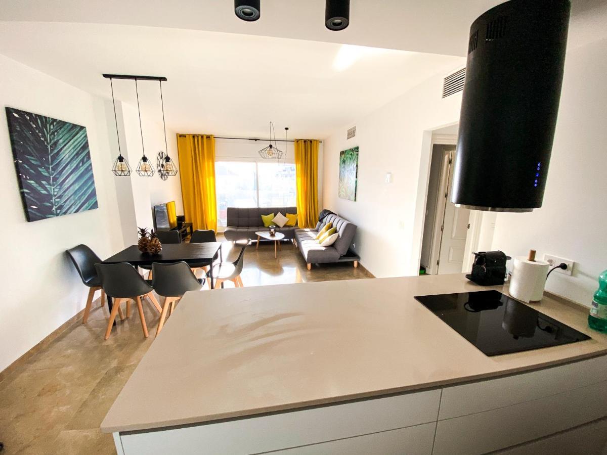 Apartment Beautiful New With Sea View Castillo de Sabinillas