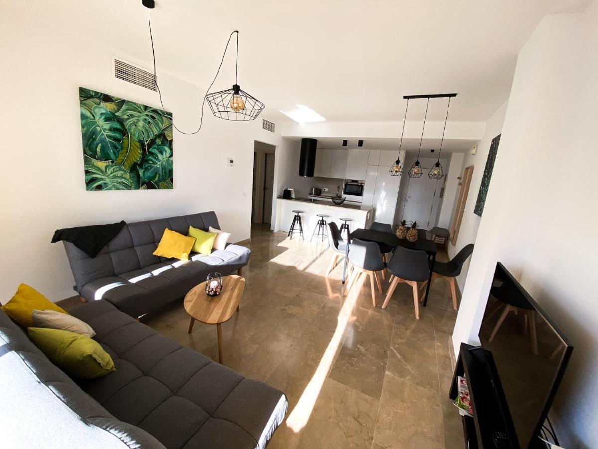 Apartment Beautiful New With Sea View *